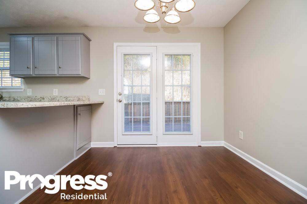 4836 Highlander Cv - Photo 3 of 14