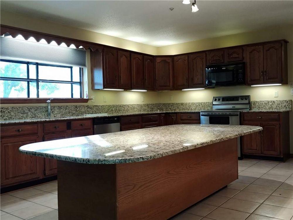 130 Bayou Sara Ave - Photo 2 of 4