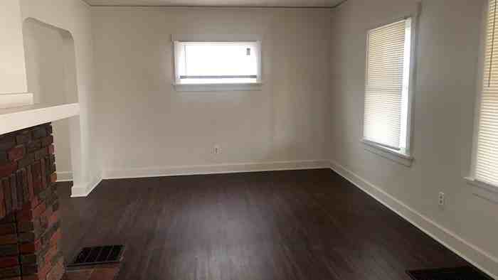 1328 W Fairview Ave - Photo 3 of 20