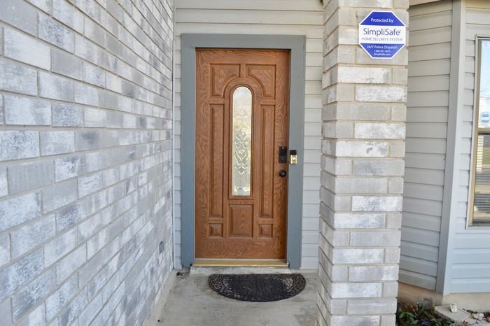 8201 Morning Grove - Photo 2 of 27