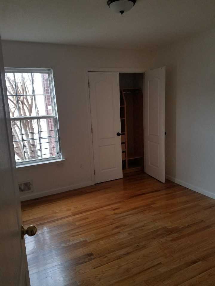 1323 East 70th Street #2 - Photo 3 of 8