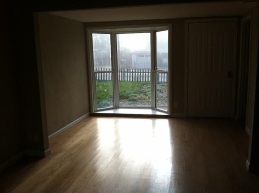 240 Los Altos Dr - Photo 2 of 14