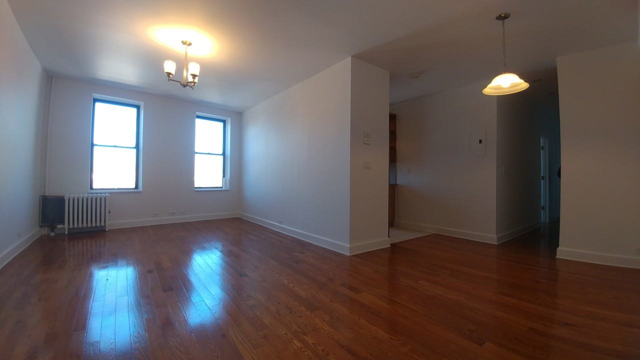 71st St & Ridge Blvd #5b