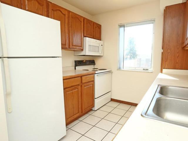 1147 West Grand River Avenue - Photo 2 of 12