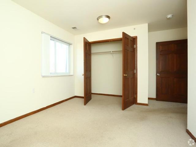 1147 West Grand River Avenue - Photo 7 of 12