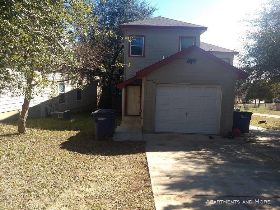 917 Wood Rd - Photo 2 of 22