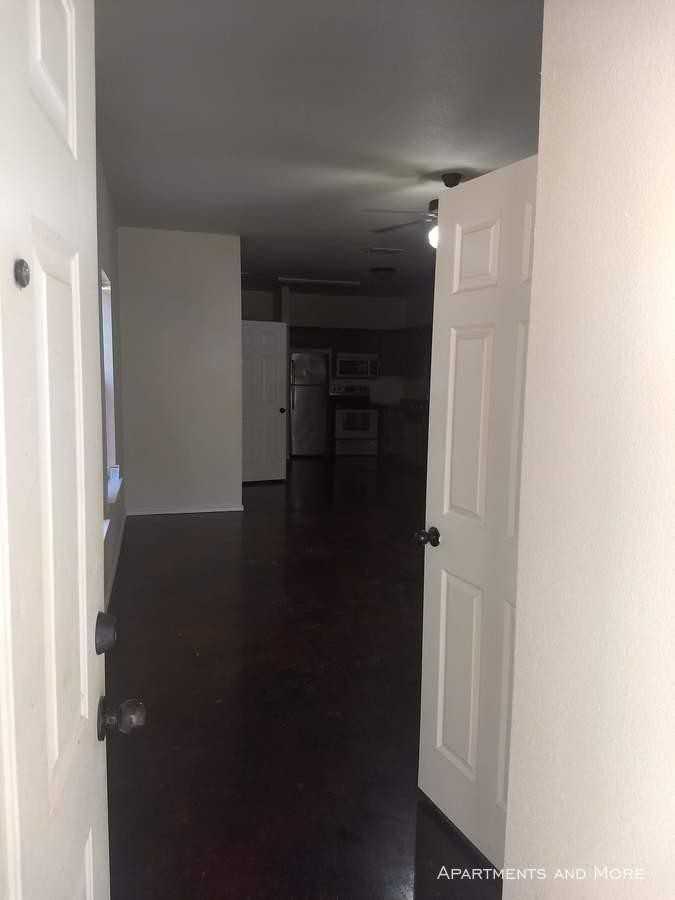 917 Wood Rd - Photo 3 of 22
