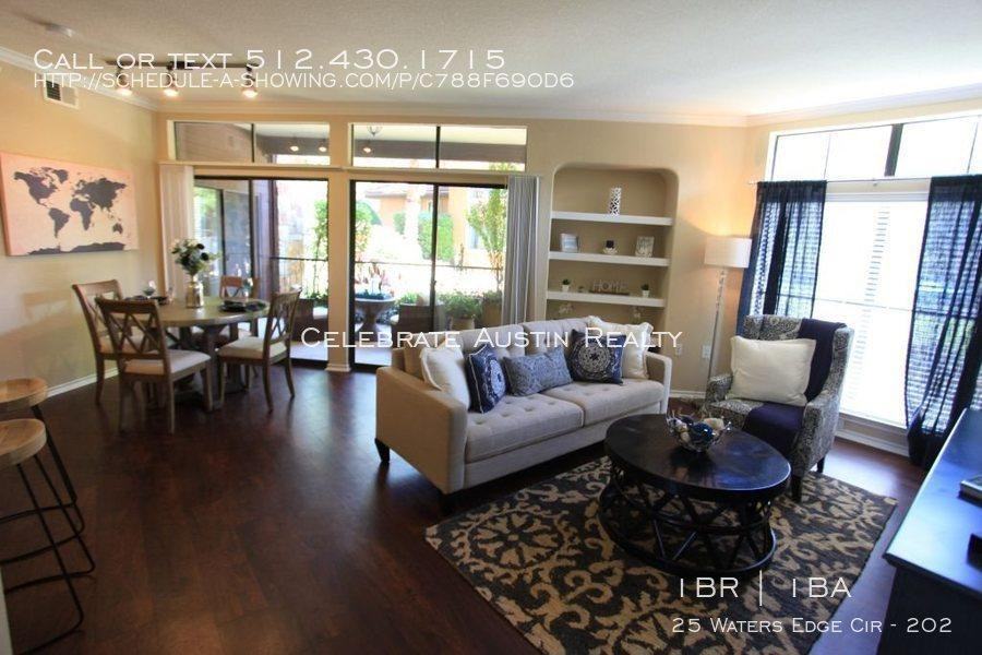 25 Waters Edge Cir - Photo 2 of 11