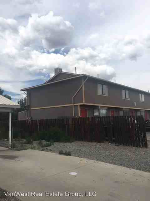 3247 1/2 White Ave. - Photo 2 of 4