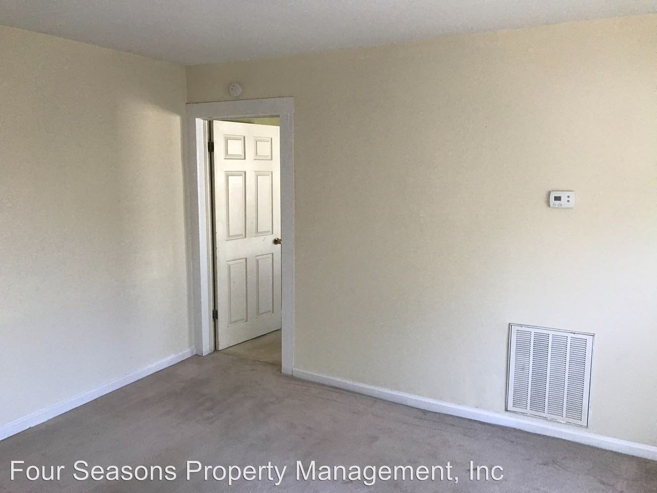 106 S Chapel St - Photo 2 of 8