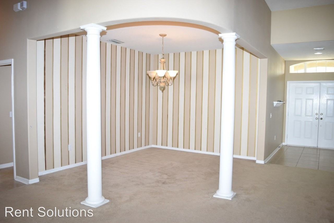 5804 Justicia Loop - Photo 3 of 25