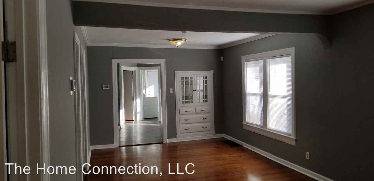 2117 Clay St - Photo 2 of 10