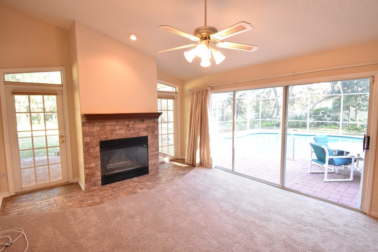 5948 Kendrew Dr - Photo 2 of 12