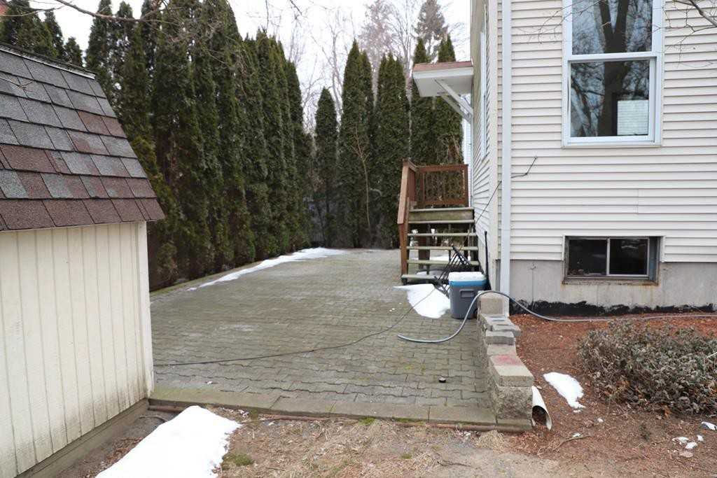 40 Editha Ave #1 - Photo 3 of 22