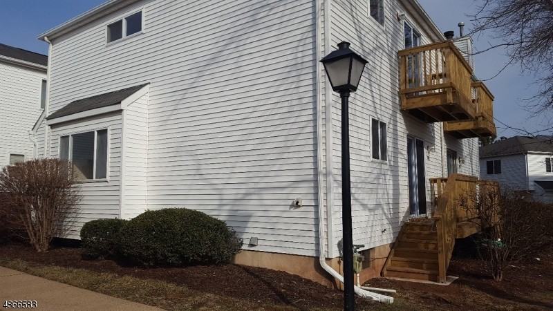 403 Saddle Ct - Photo 2 of 19