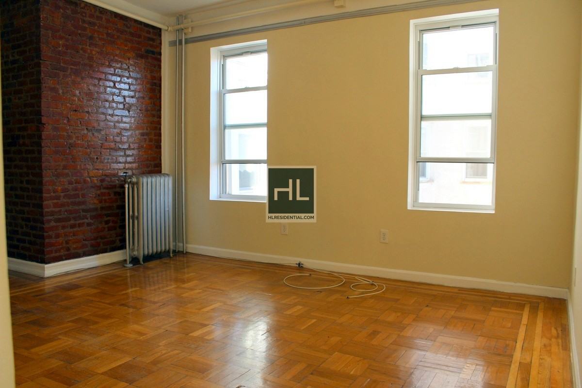 490 Ocean Parkway #74