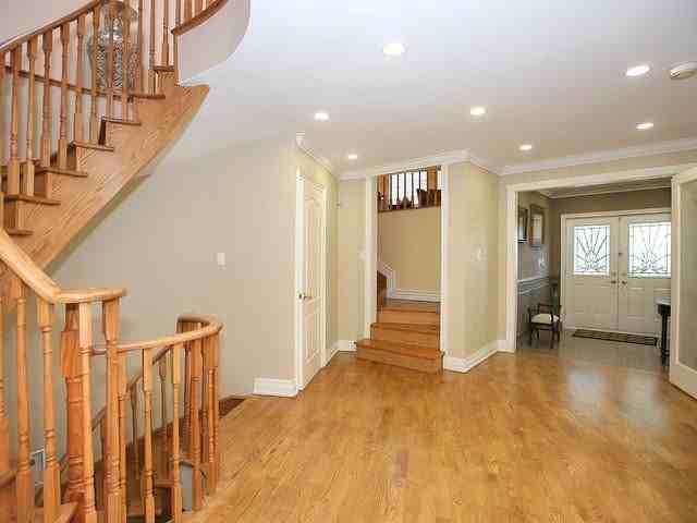 33 Clark Avenue - Photo 3 of 9