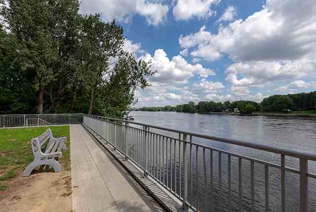 5 Place de la Belle-Rive - Photo 3 of 19