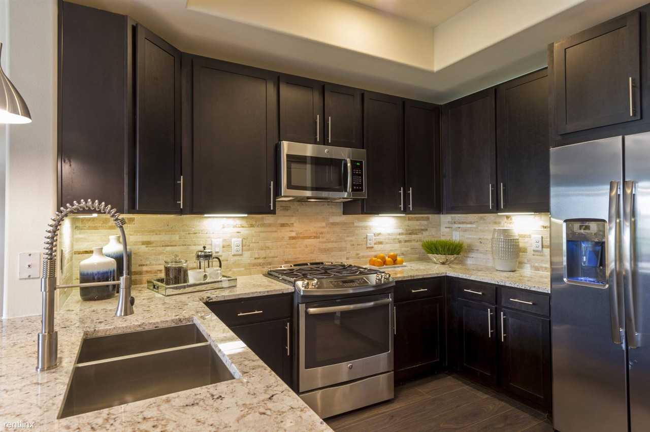 9722 Gaston Rd - Photo 2 of 8