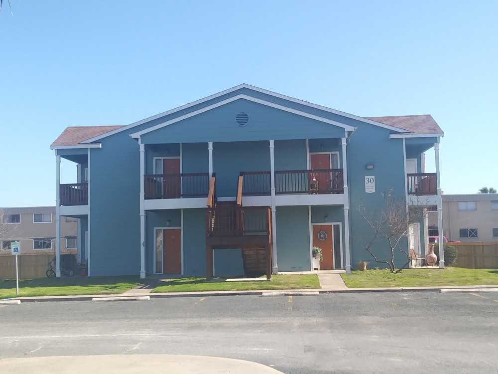 Portside Villas Apartments - Photo 3 of 7