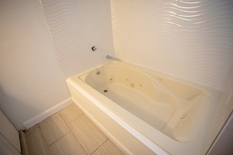 Atherton St #1R - Photo 3 of 4