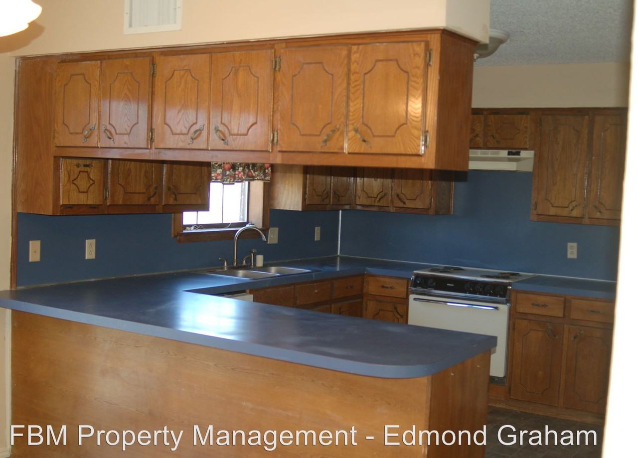 329 Hyles St - Photo 3 of 8