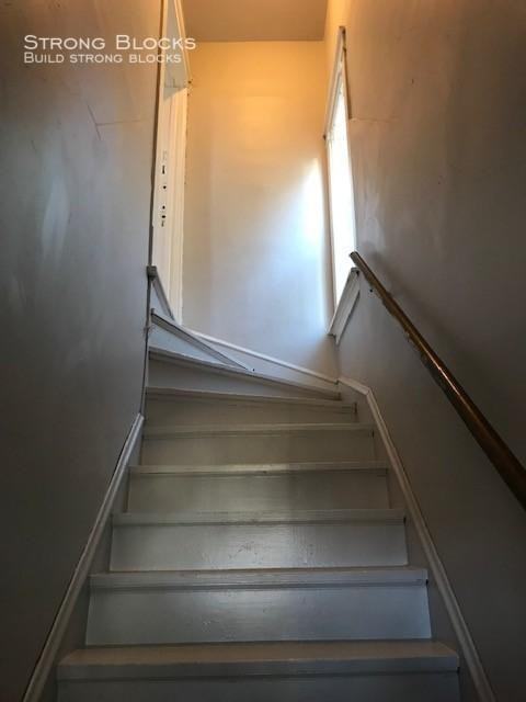 1919 N 24th St - Photo 3 of 13