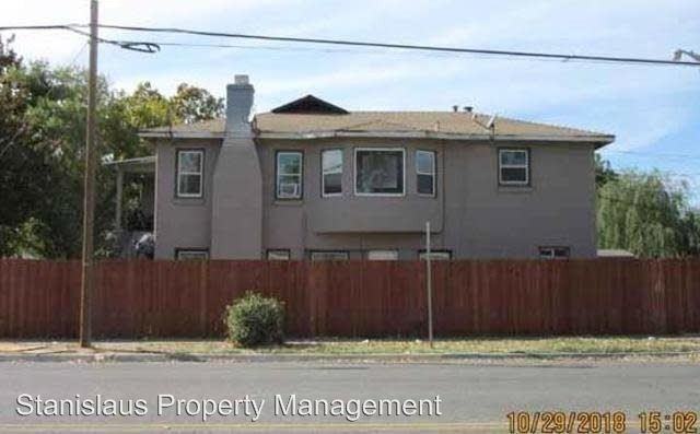 202 Maple Street - Photo 2 of 7