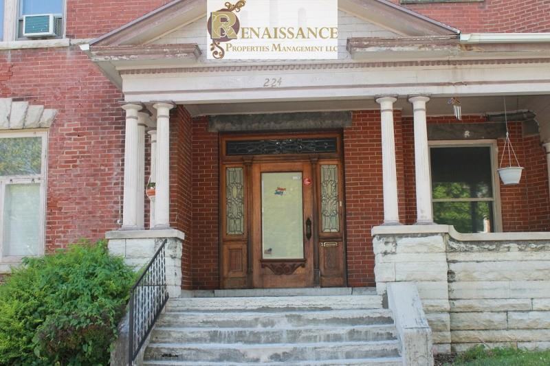 224 S 6th St - Photo 2 of 6