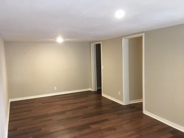 527 W Florida Ave - Photo 3 of 17