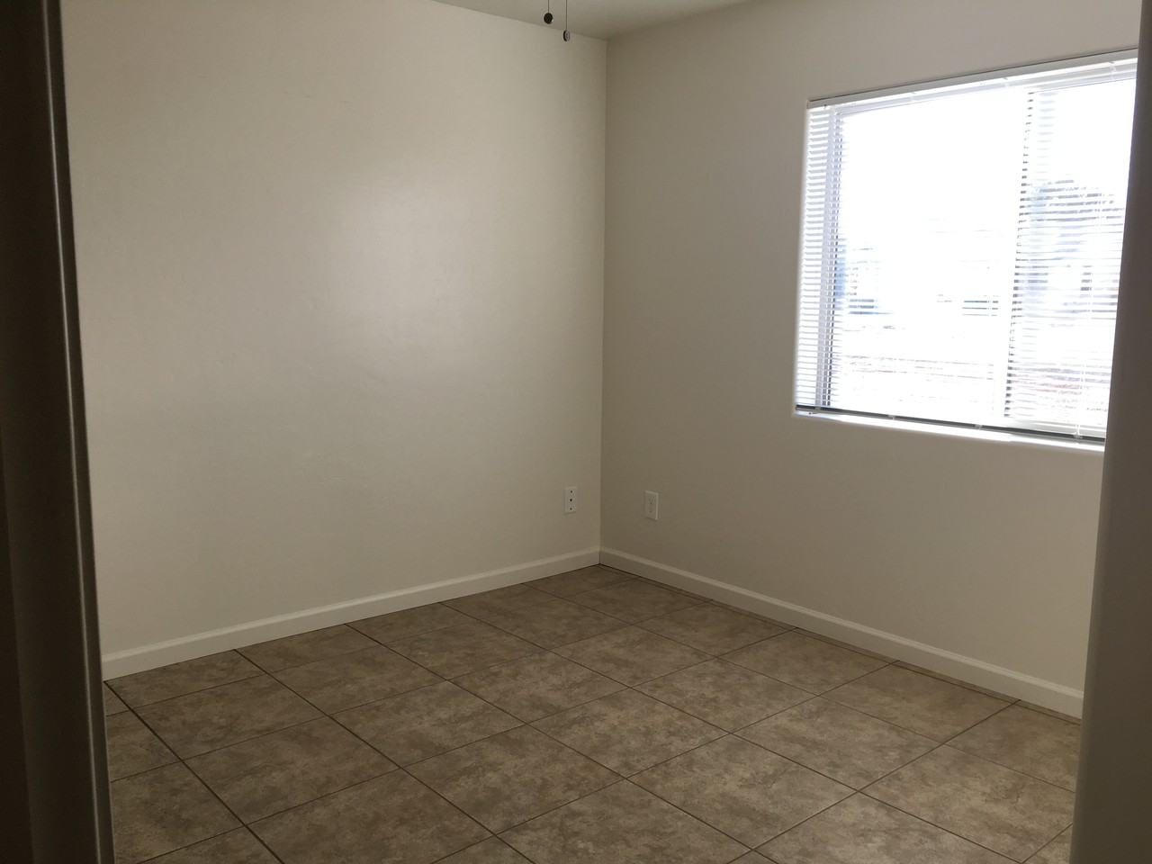 4483 N Miner Rd - Photo 2 of 13