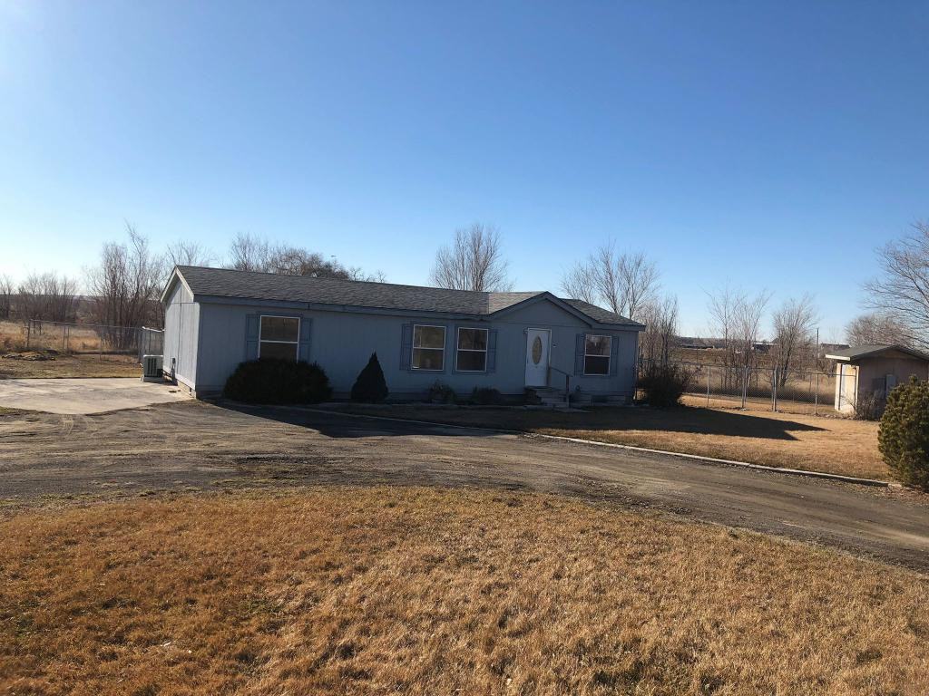 4187 N 1212 E - Photo 3 of 39