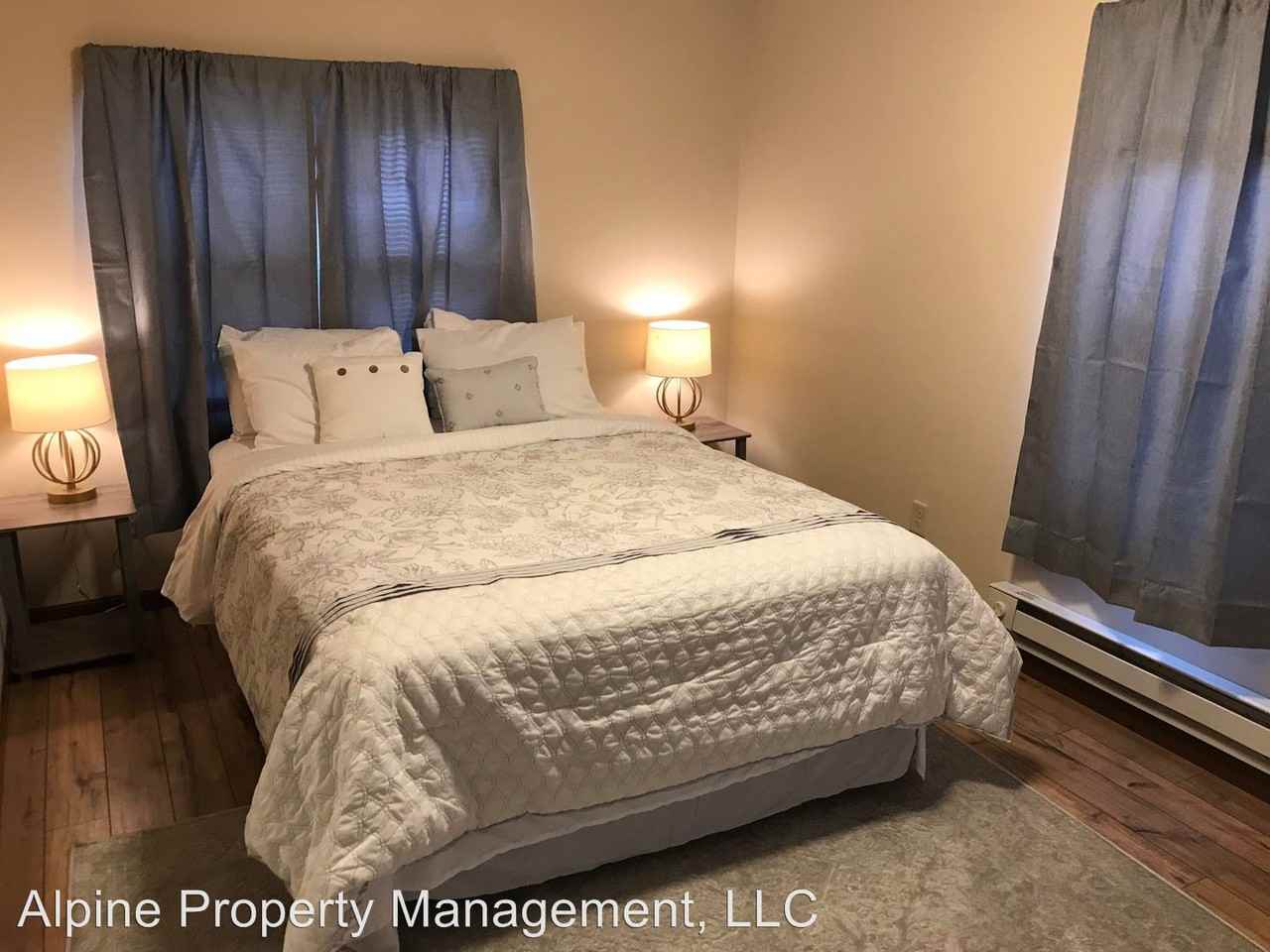 712 N Dakota Ave - Photo 3 of 8