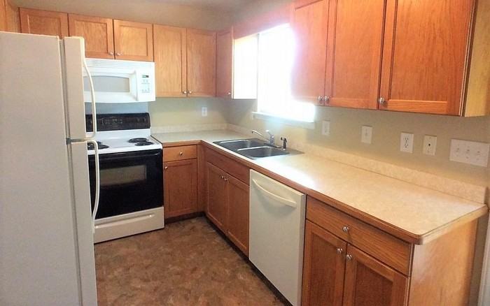 2201 Dawn Ridge - Photo 3 of 11