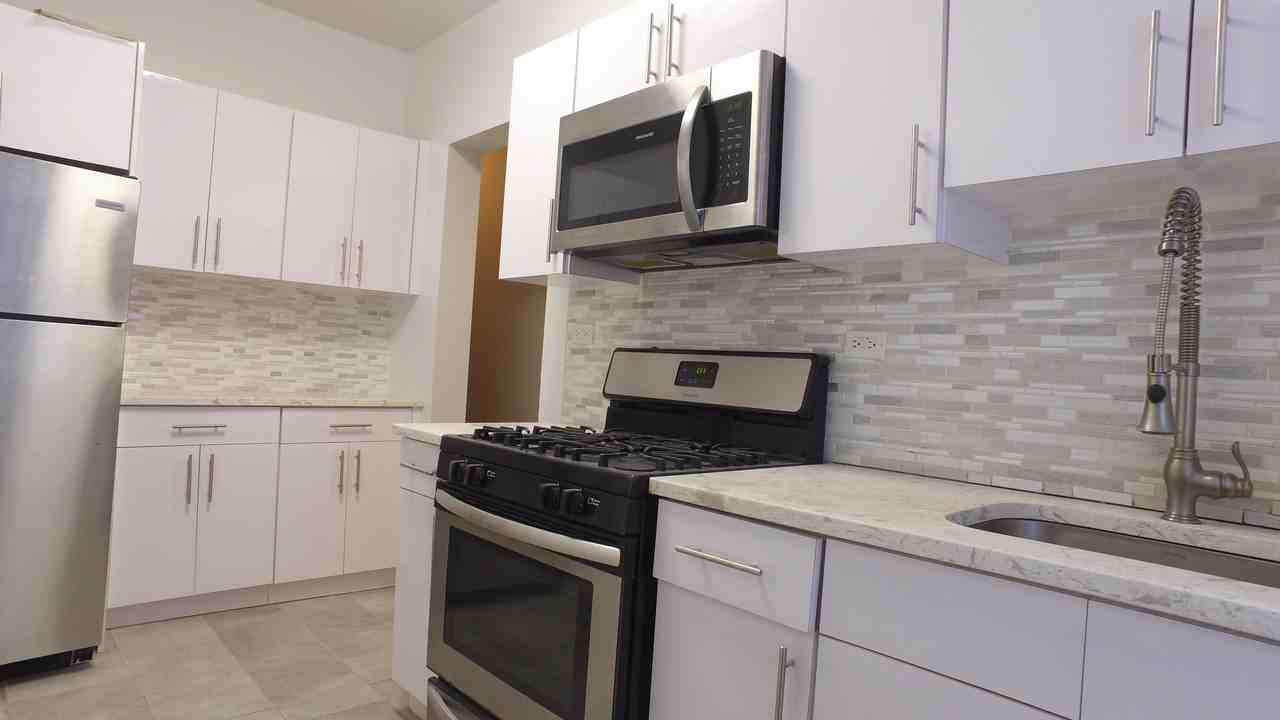 50-17 Skillman Ave #2A