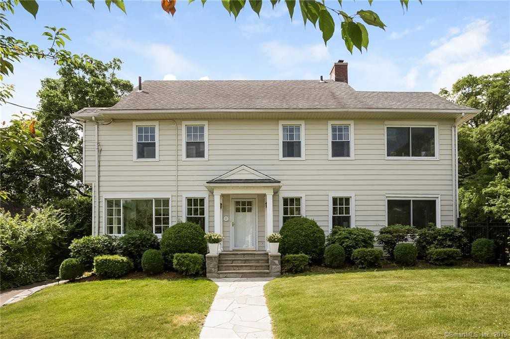 23 Auldwood Rd - Photo 2 of 27