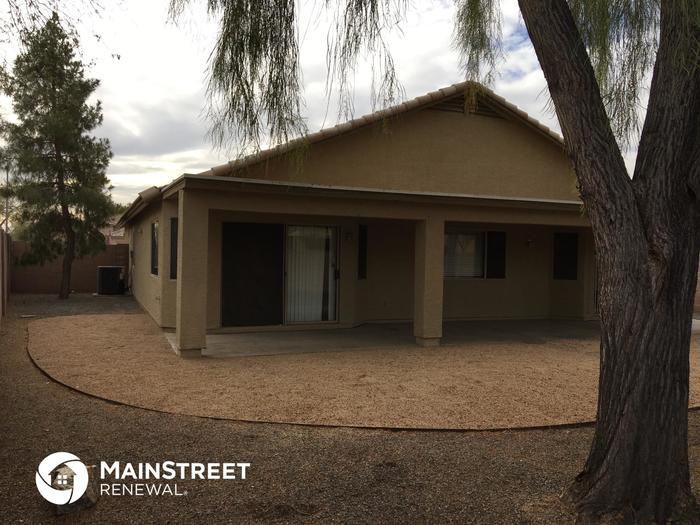 5270 W Frier Dr - Photo 3 of 18