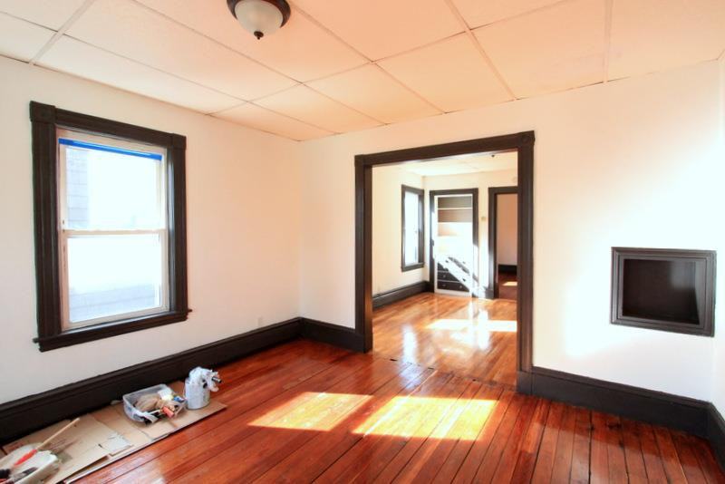 Hinckley St - Photo 2 of 13