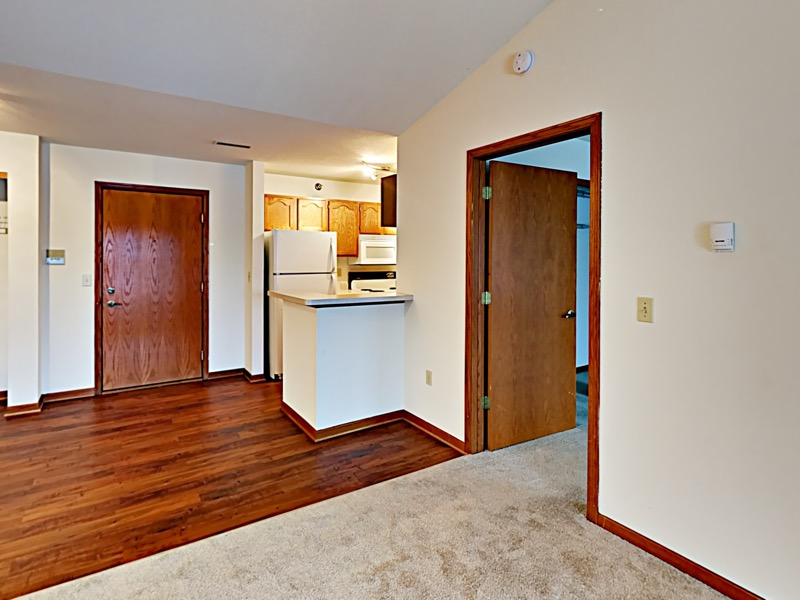 Willow Brook Greens Apartments - Photo 2 of 29