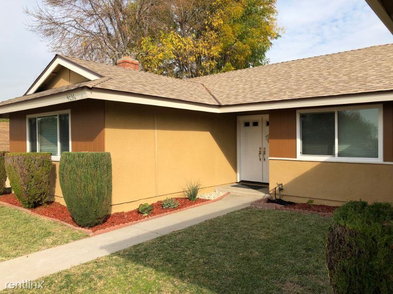 4036 Keansburg Ave - Photo 3 of 22