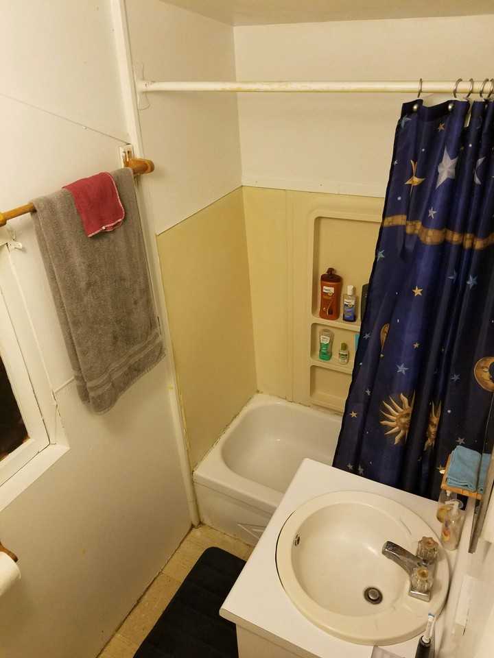 88 Academy St #2R - Photo 2 of 6