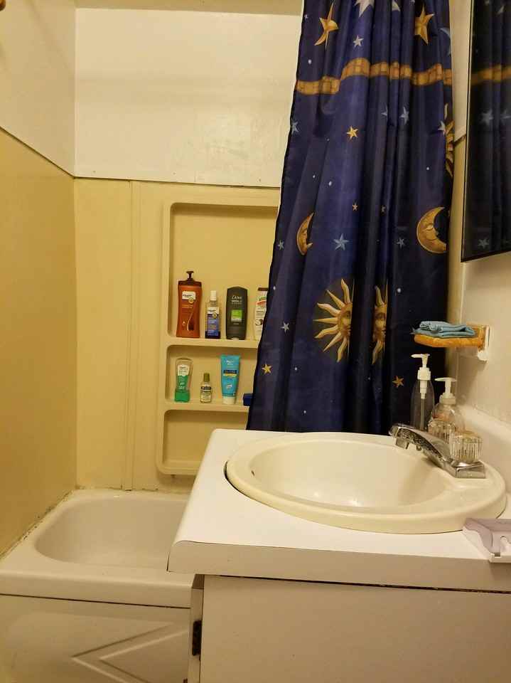 88 Academy St #2R - Photo 3 of 6