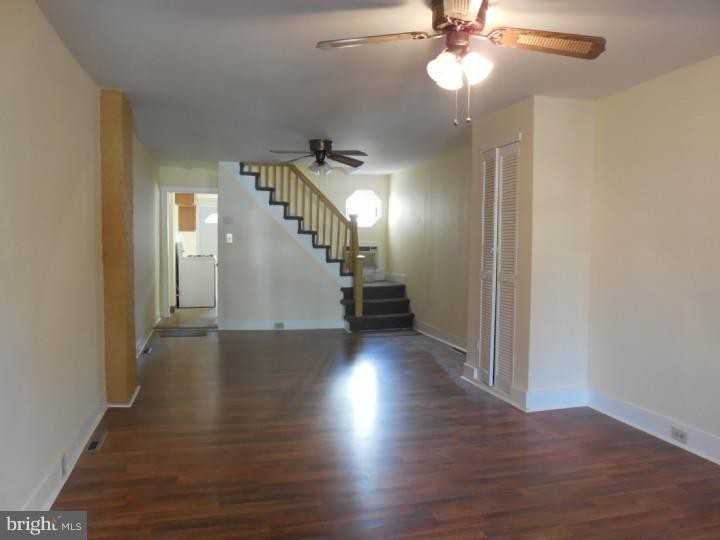 203 Anderson Ave - Photo 3 of 14