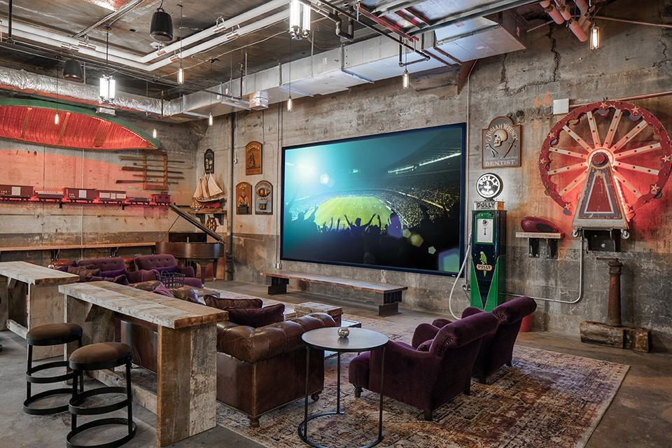 Hecht Warehouse - Photo 2 of 49