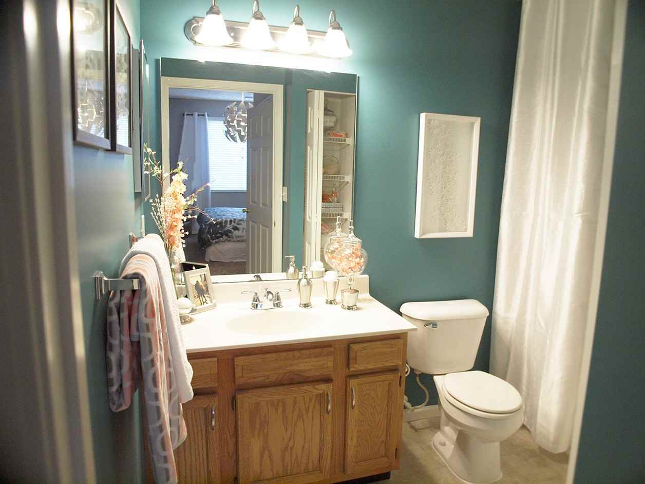 Shadow Ridge - Photo 2 of 18