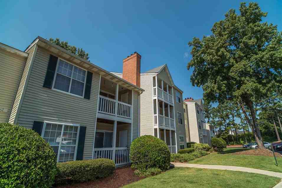 Stillwater at Grandview Cove - Photo 3 of 16