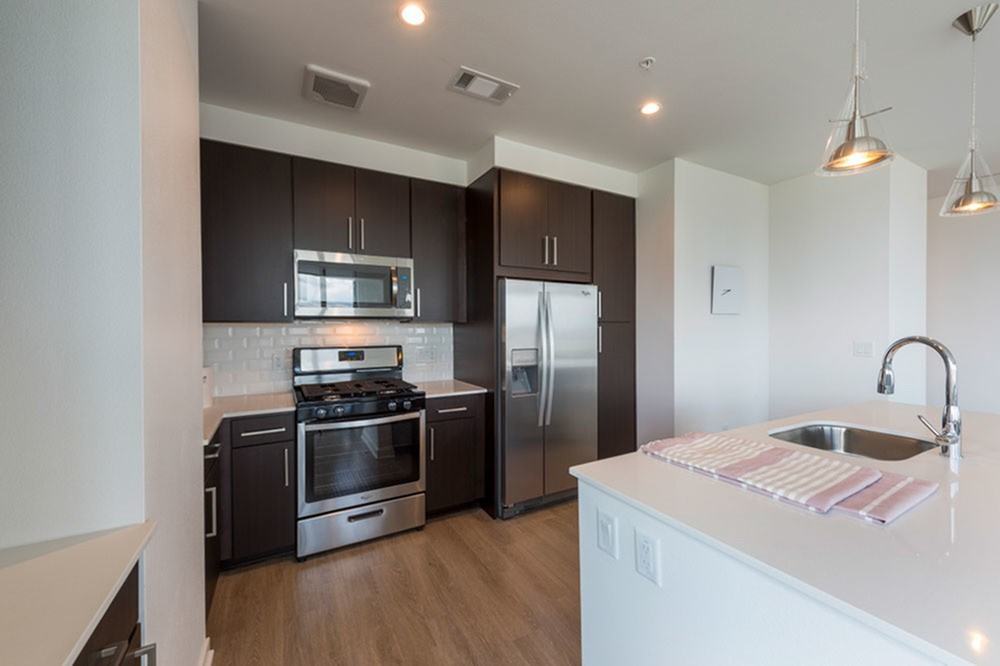 Vantage Med Center - Photo 3 of 50