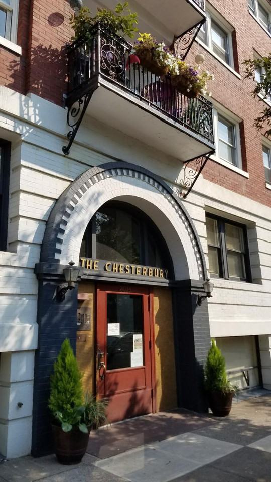 The Chesterbury - Photo 3 of 8