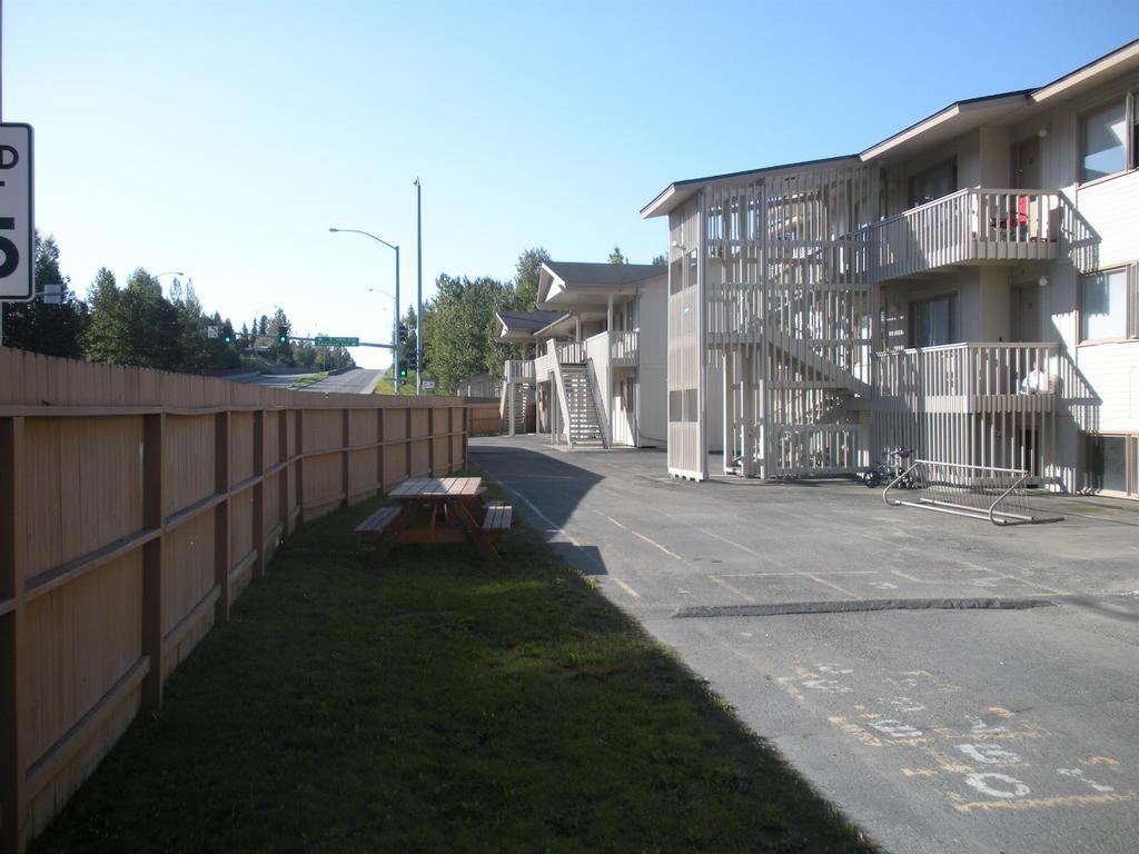 Checkmate Apartments - Photo 2 of 4