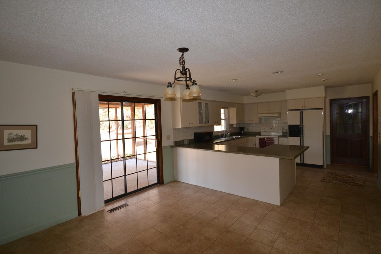 2316 Golf Course Rd - Photo 2 of 29